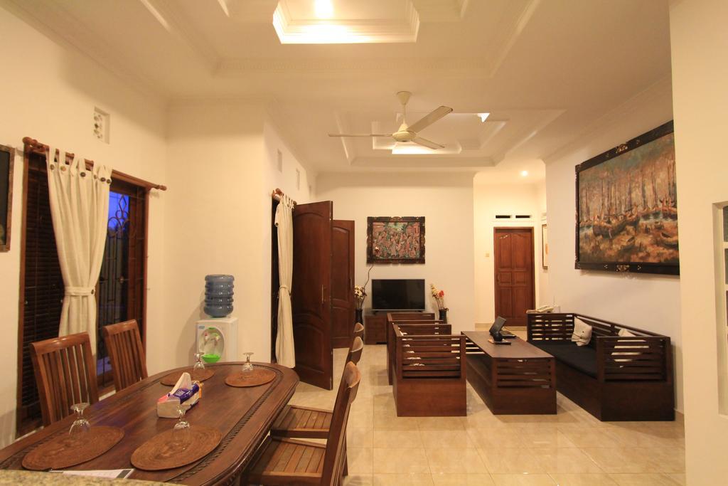 Graha Rusni Villa Ubud Exteriör bild